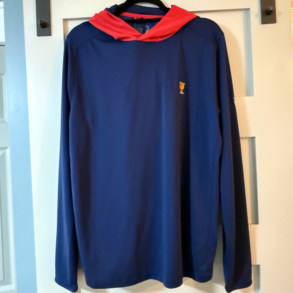 NWT Zero Restriction Z425 Hoodie